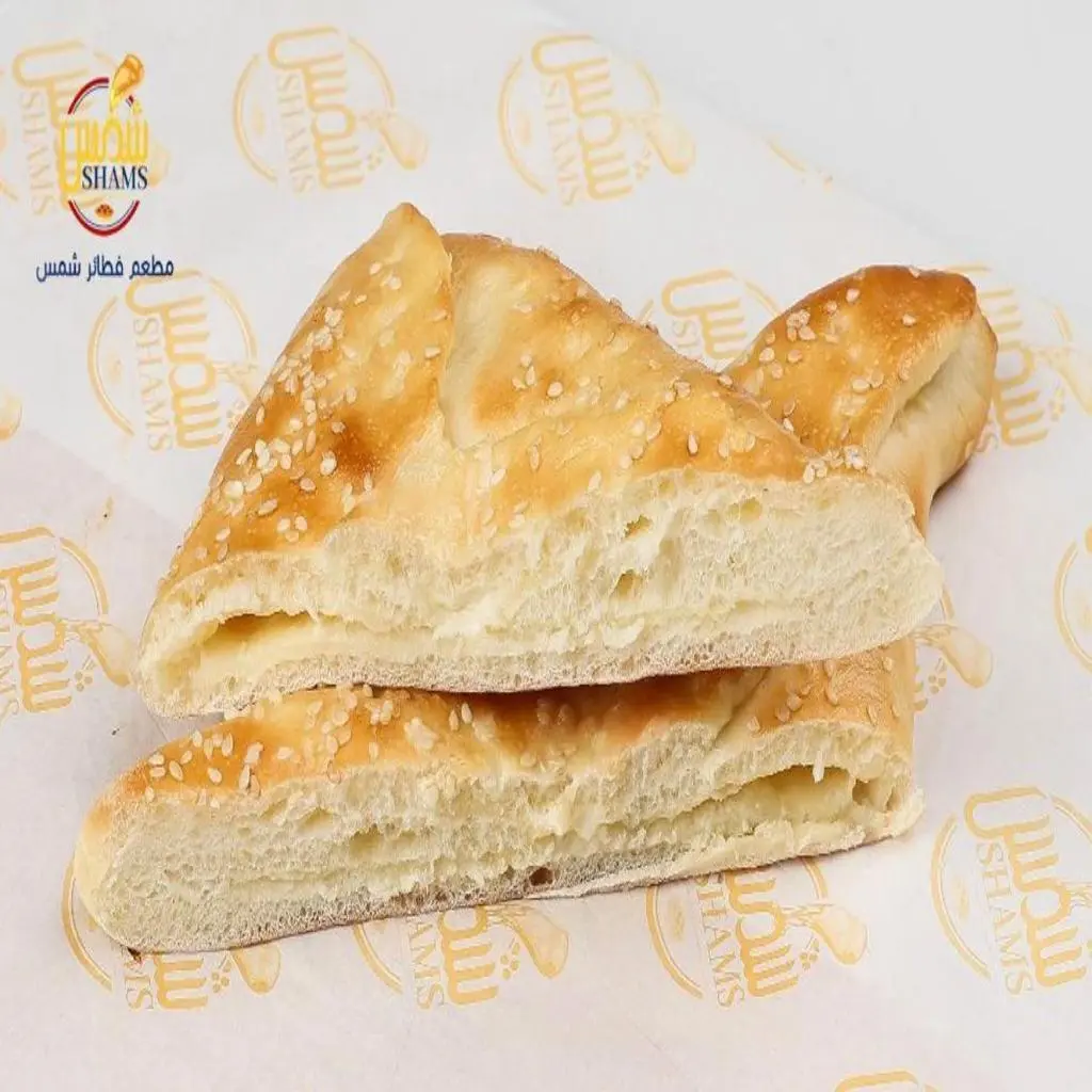 فطيرة جبن سائل موزاريلا